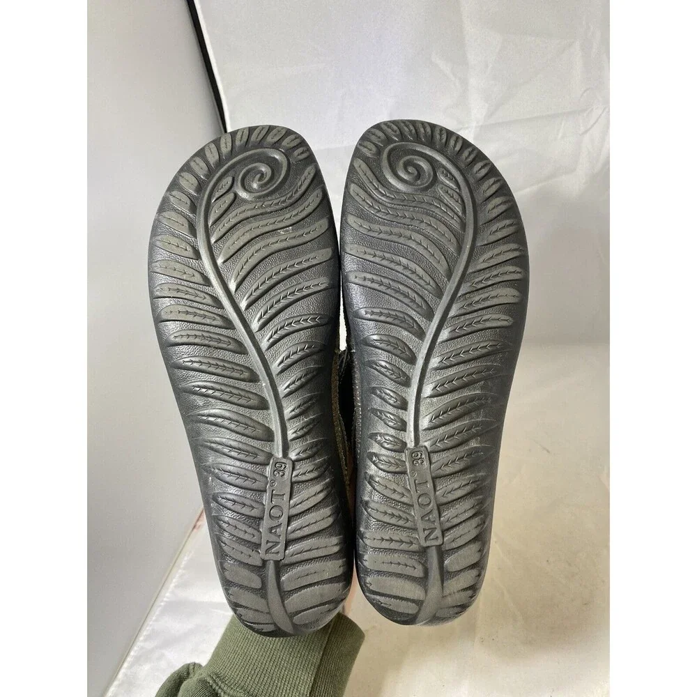NAOT Kirie Gray Suede & Leather Mary Janes W/ Adjustable Straps Women's sz 39/8